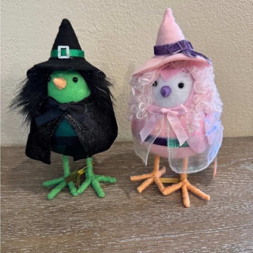 2025 Target Hyde and Eek! Featherly Glitzy Witch and Bad Witch Bird 6"Halloween